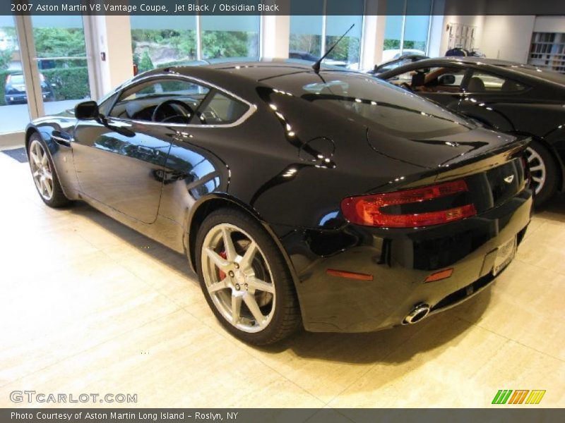 Jet Black / Obsidian Black 2007 Aston Martin V8 Vantage Coupe