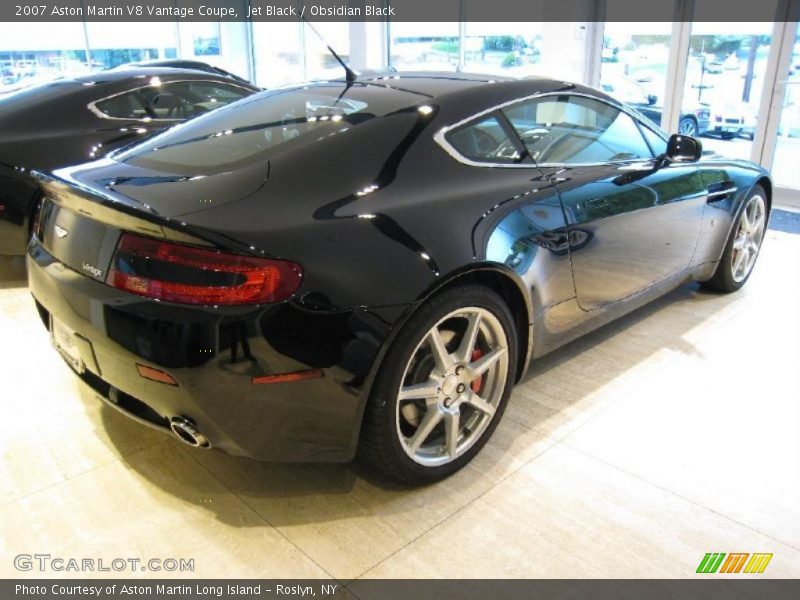 Jet Black / Obsidian Black 2007 Aston Martin V8 Vantage Coupe