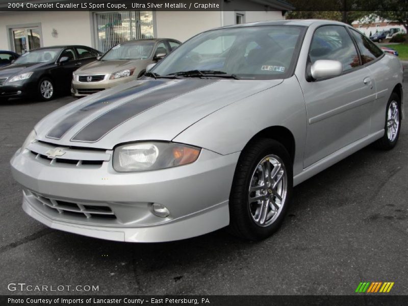 Ultra Silver Metallic / Graphite 2004 Chevrolet Cavalier LS Sport Coupe