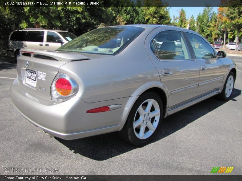 Sterling Mist Metallic / Blond 2002 Nissan Maxima SE