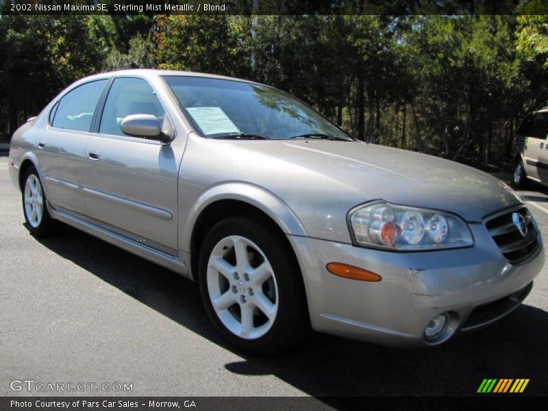 Sterling Mist Metallic / Blond 2002 Nissan Maxima SE