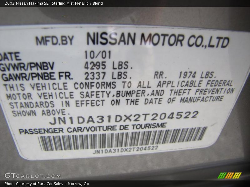 Sterling Mist Metallic / Blond 2002 Nissan Maxima SE