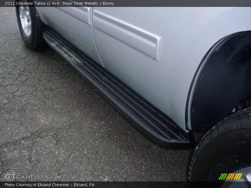 Sheer Silver Metallic / Ebony 2011 Chevrolet Tahoe LS 4x4