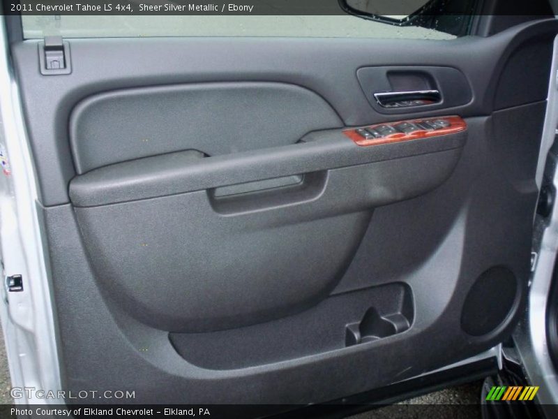  2011 Tahoe LS 4x4 Ebony Interior