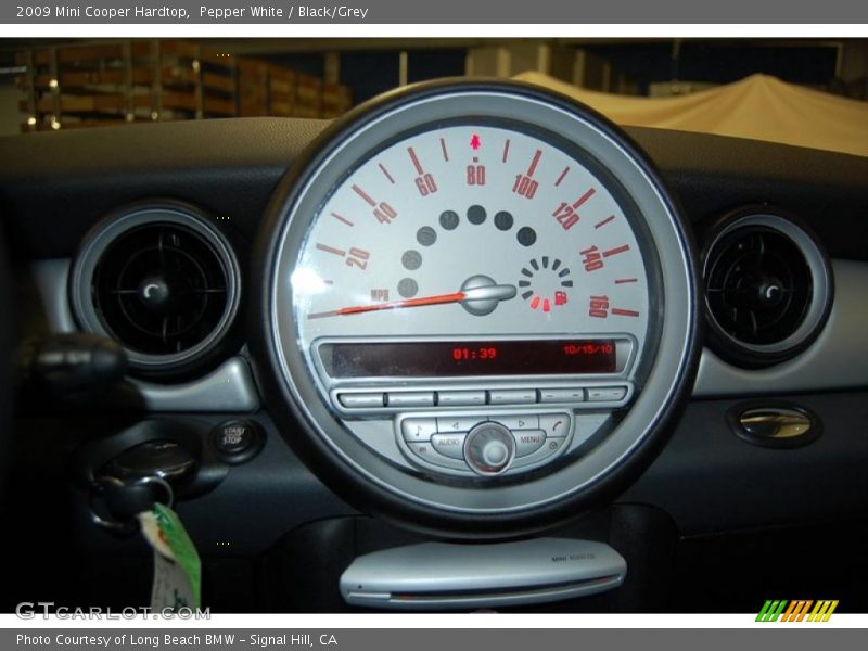Pepper White / Black/Grey 2009 Mini Cooper Hardtop