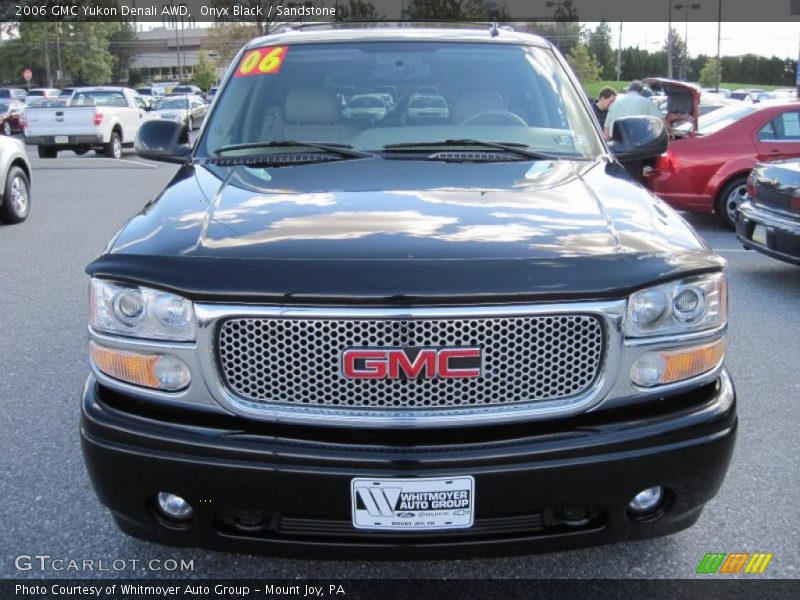 Onyx Black / Sandstone 2006 GMC Yukon Denali AWD