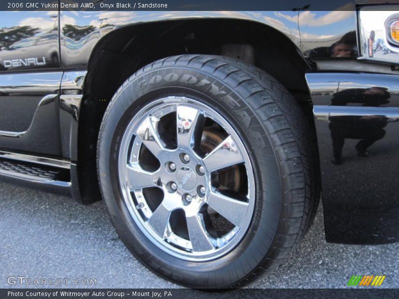 Onyx Black / Sandstone 2006 GMC Yukon Denali AWD