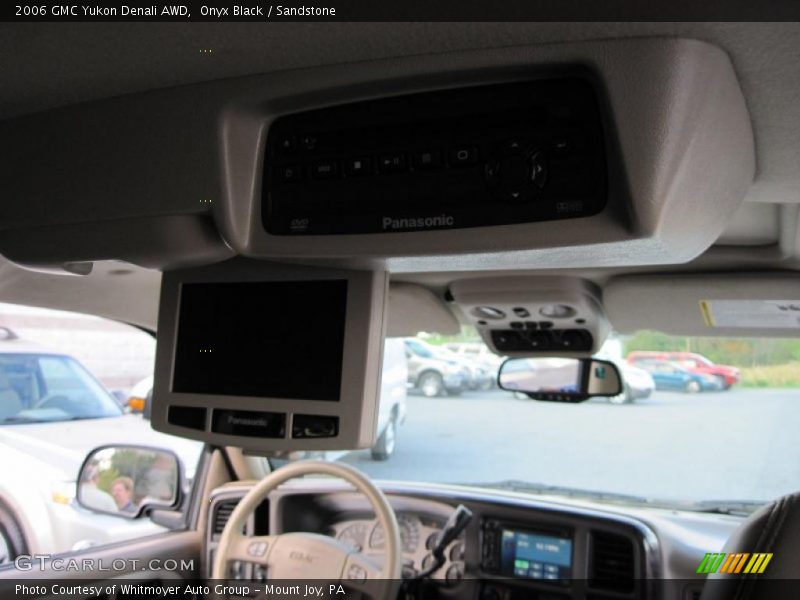 Onyx Black / Sandstone 2006 GMC Yukon Denali AWD