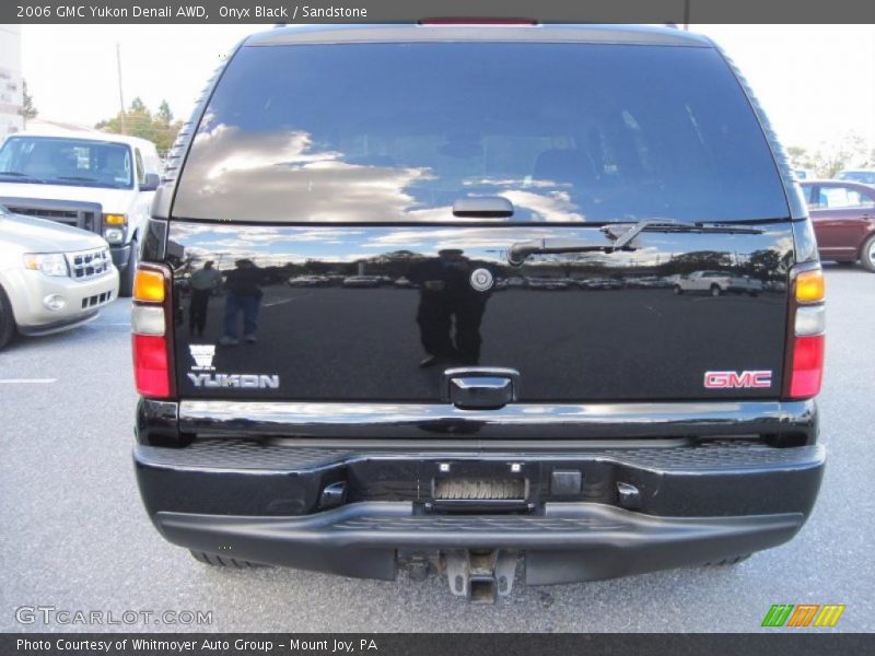 Onyx Black / Sandstone 2006 GMC Yukon Denali AWD