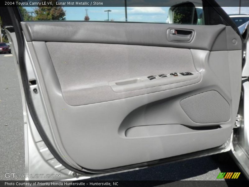 Lunar Mist Metallic / Stone 2004 Toyota Camry LE V6