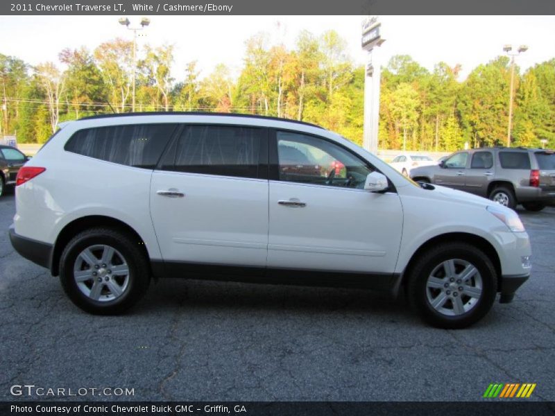 White / Cashmere/Ebony 2011 Chevrolet Traverse LT