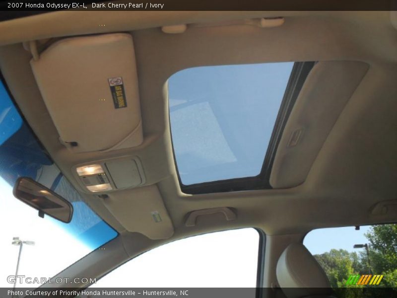 Dark Cherry Pearl / Ivory 2007 Honda Odyssey EX-L