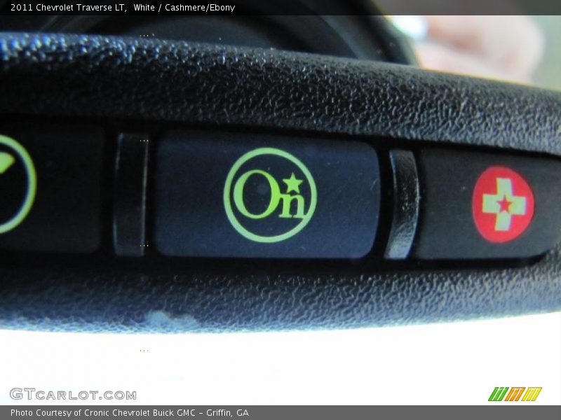 White / Cashmere/Ebony 2011 Chevrolet Traverse LT
