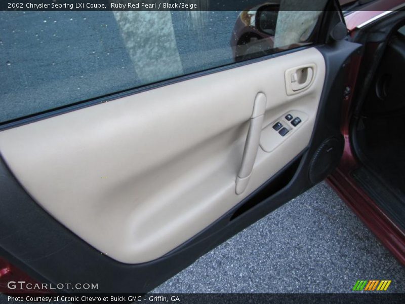  2002 Sebring LXi Coupe Black/Beige Interior