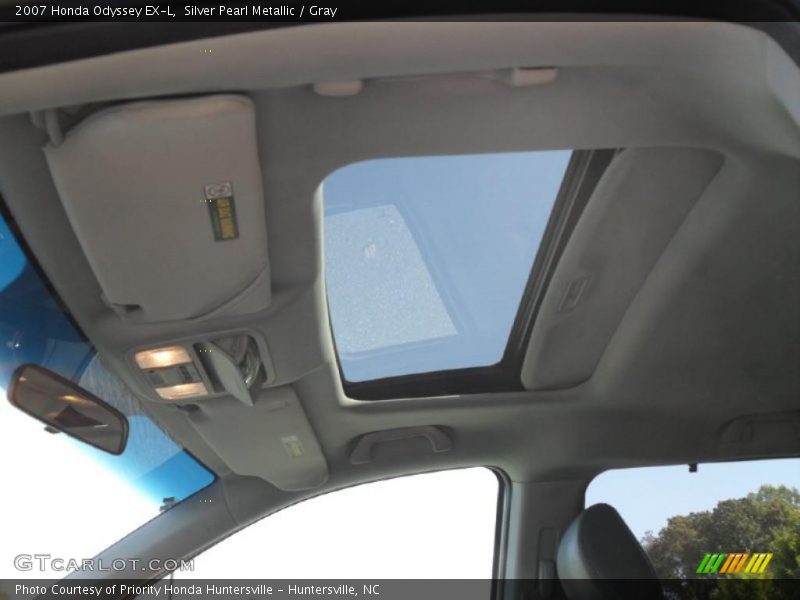 Silver Pearl Metallic / Gray 2007 Honda Odyssey EX-L