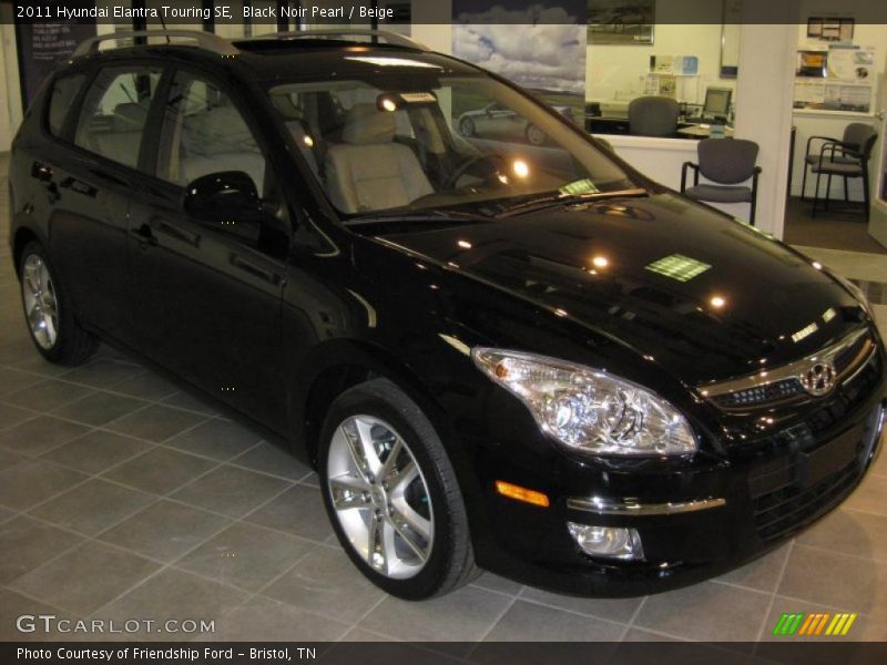 Black Noir Pearl / Beige 2011 Hyundai Elantra Touring SE