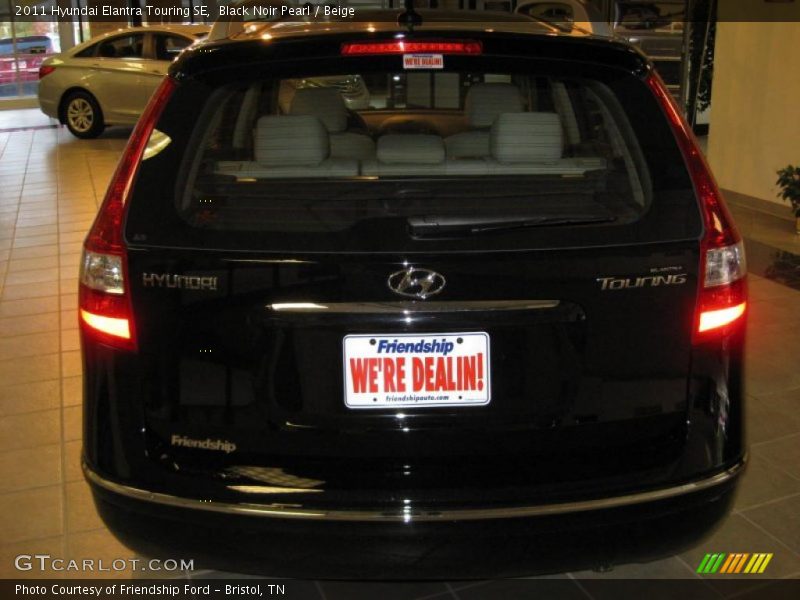 Black Noir Pearl / Beige 2011 Hyundai Elantra Touring SE