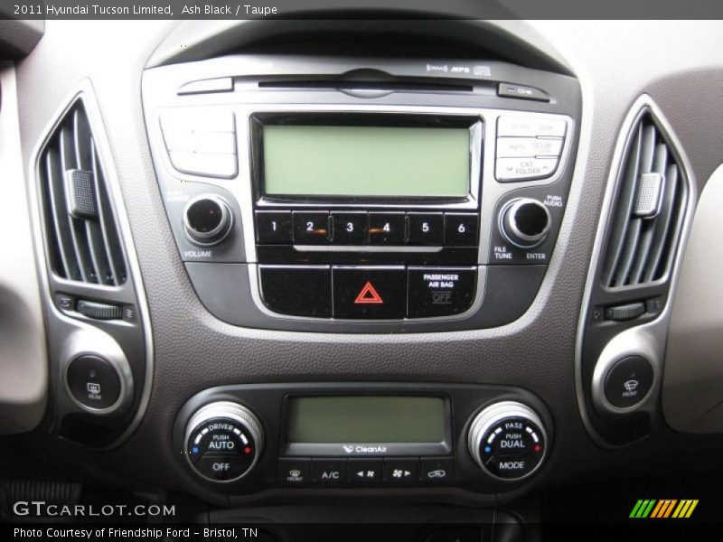 Controls of 2011 Tucson Limited