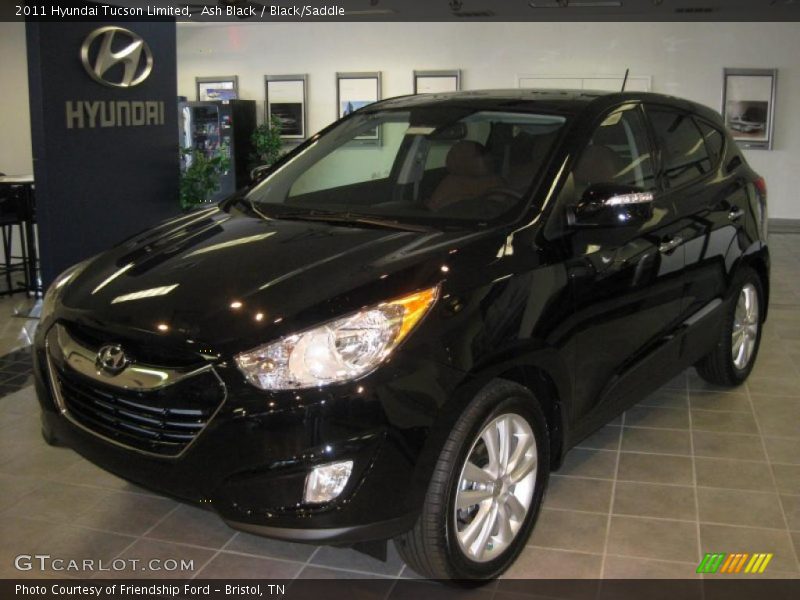 Ash Black / Black/Saddle 2011 Hyundai Tucson Limited