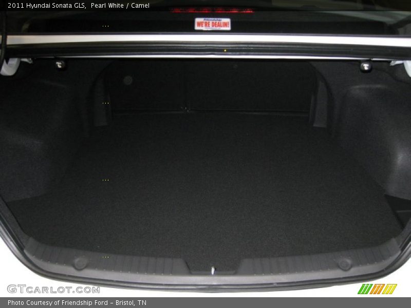 Pearl White / Camel 2011 Hyundai Sonata GLS
