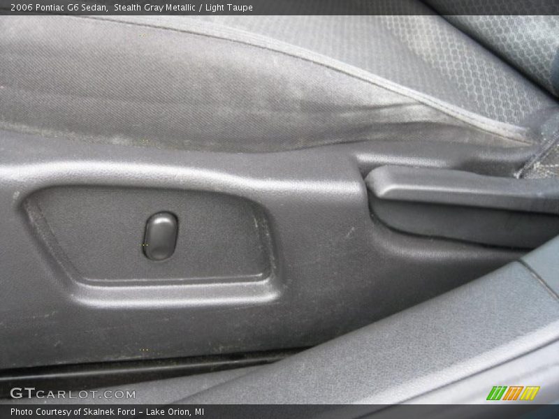 Stealth Gray Metallic / Light Taupe 2006 Pontiac G6 Sedan