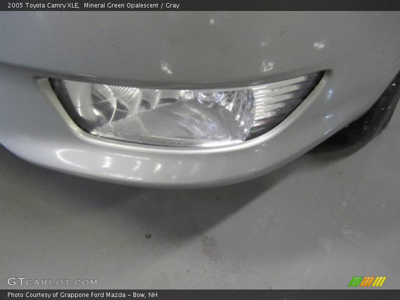 Mineral Green Opalescent / Gray 2005 Toyota Camry XLE