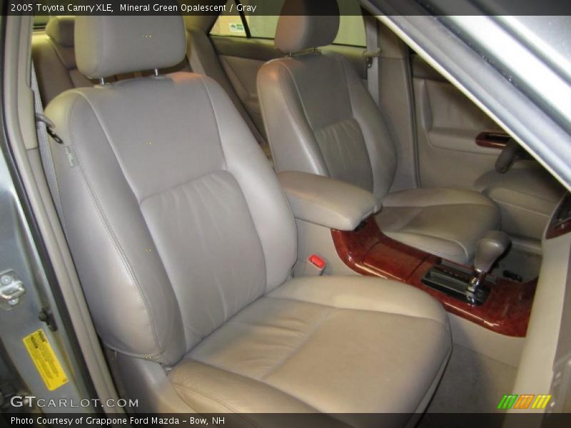 Mineral Green Opalescent / Gray 2005 Toyota Camry XLE