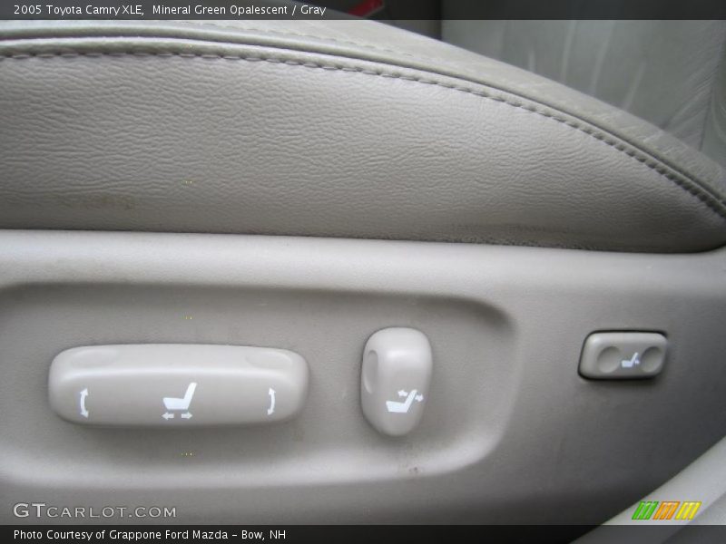 Mineral Green Opalescent / Gray 2005 Toyota Camry XLE