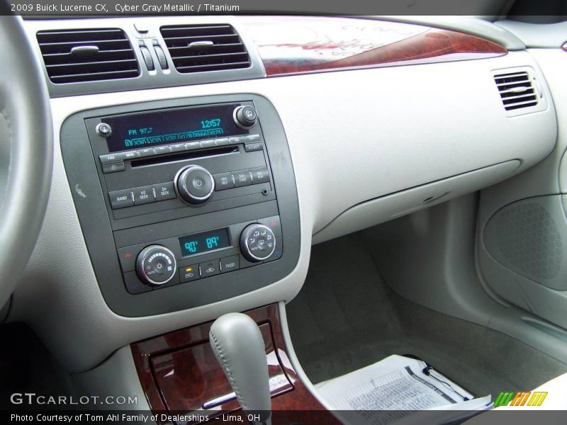 Cyber Gray Metallic / Titanium 2009 Buick Lucerne CX