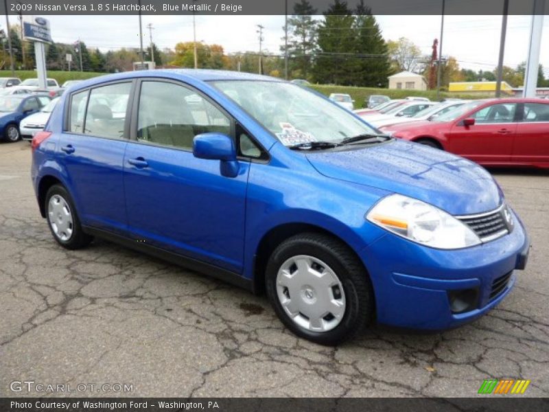Blue Metallic / Beige 2009 Nissan Versa 1.8 S Hatchback