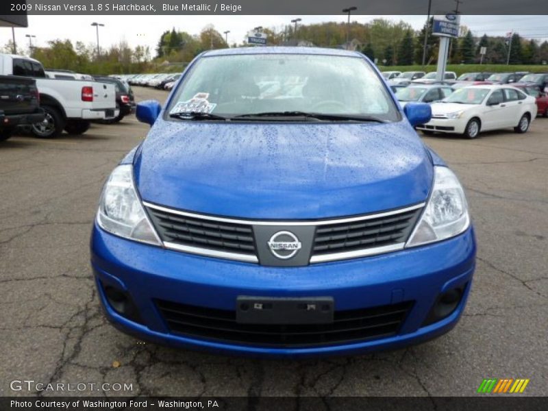 Blue Metallic / Beige 2009 Nissan Versa 1.8 S Hatchback