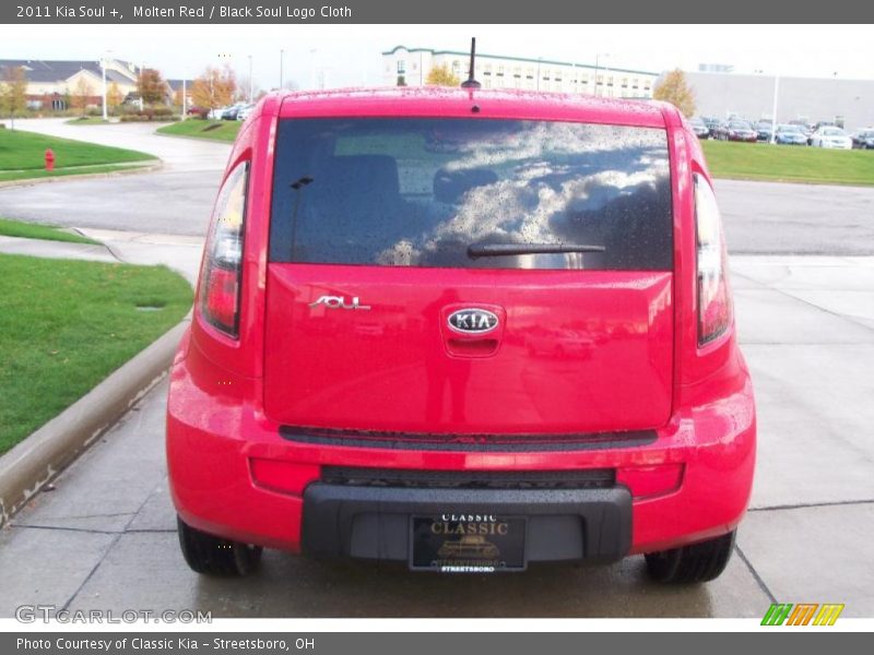 Molten Red / Black Soul Logo Cloth 2011 Kia Soul +