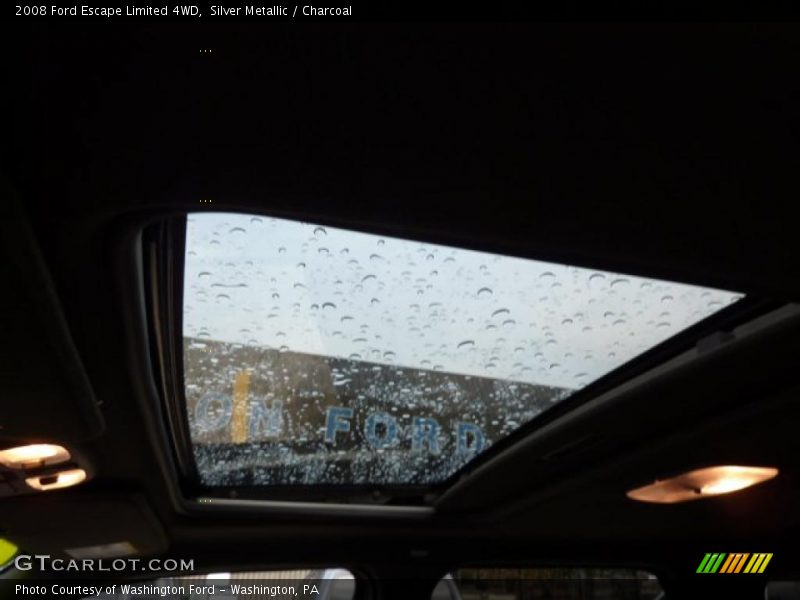 Silver Metallic / Charcoal 2008 Ford Escape Limited 4WD