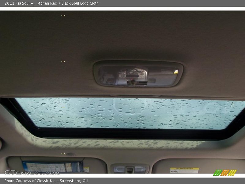 Molten Red / Black Soul Logo Cloth 2011 Kia Soul +