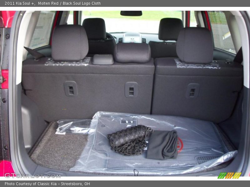 Molten Red / Black Soul Logo Cloth 2011 Kia Soul +