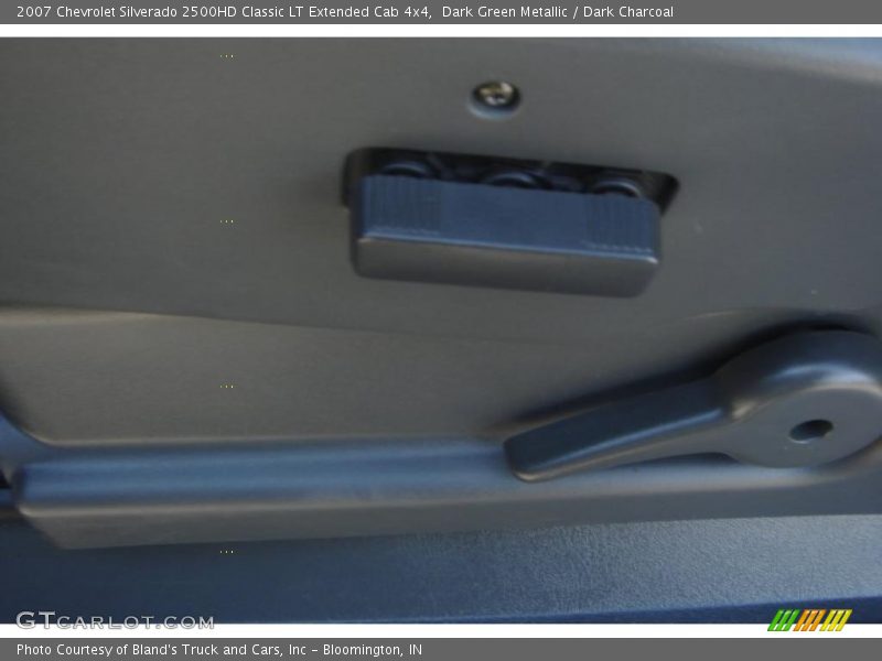 Dark Green Metallic / Dark Charcoal 2007 Chevrolet Silverado 2500HD Classic LT Extended Cab 4x4