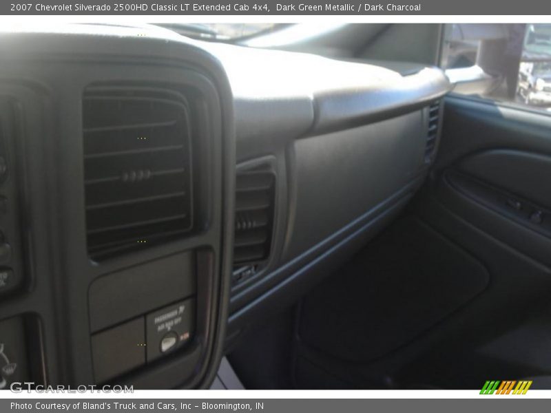 Dark Green Metallic / Dark Charcoal 2007 Chevrolet Silverado 2500HD Classic LT Extended Cab 4x4