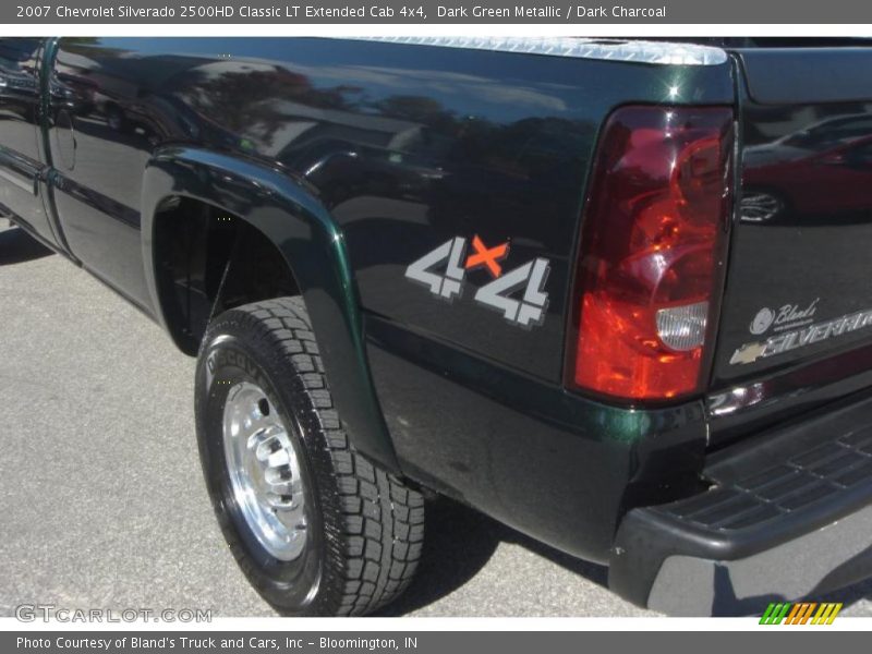 Dark Green Metallic / Dark Charcoal 2007 Chevrolet Silverado 2500HD Classic LT Extended Cab 4x4