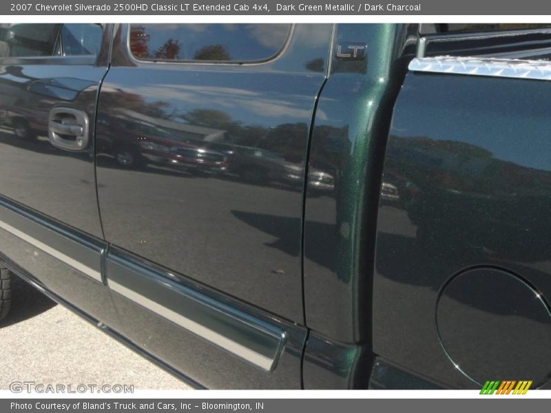 Dark Green Metallic / Dark Charcoal 2007 Chevrolet Silverado 2500HD Classic LT Extended Cab 4x4