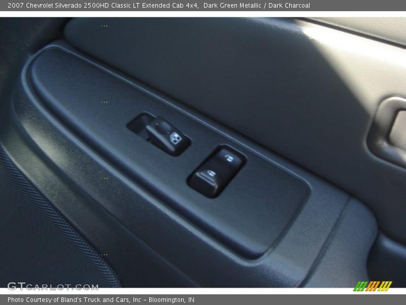 Dark Green Metallic / Dark Charcoal 2007 Chevrolet Silverado 2500HD Classic LT Extended Cab 4x4