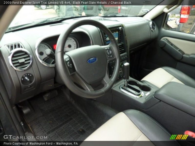 Dashboard of 2009 Explorer Sport Trac Limited V8 4x4