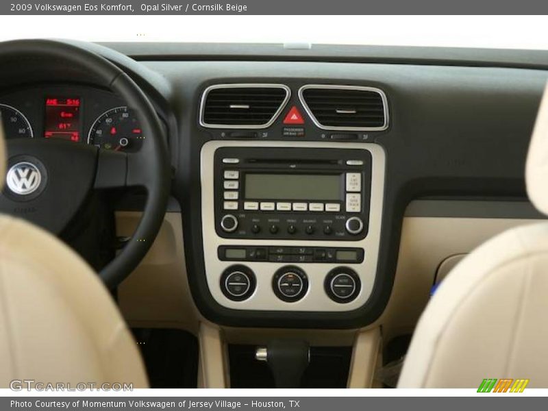 Opal Silver / Cornsilk Beige 2009 Volkswagen Eos Komfort