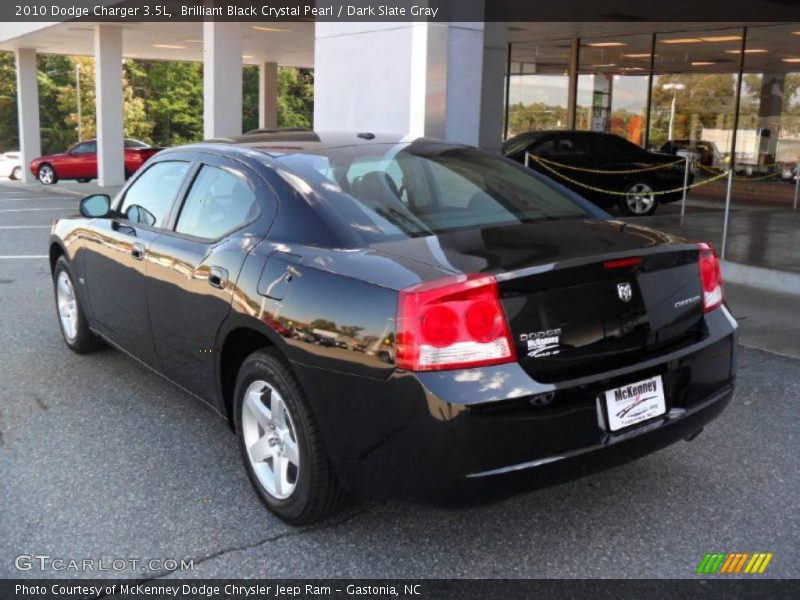 Brilliant Black Crystal Pearl / Dark Slate Gray 2010 Dodge Charger 3.5L