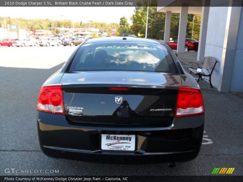 Brilliant Black Crystal Pearl / Dark Slate Gray 2010 Dodge Charger 3.5L