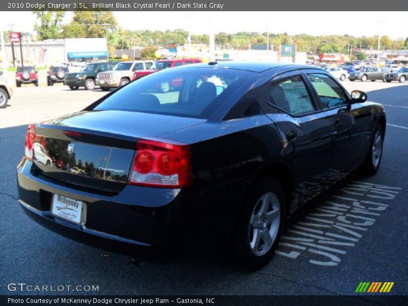 Brilliant Black Crystal Pearl / Dark Slate Gray 2010 Dodge Charger 3.5L