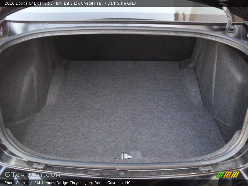 Brilliant Black Crystal Pearl / Dark Slate Gray 2010 Dodge Charger 3.5L
