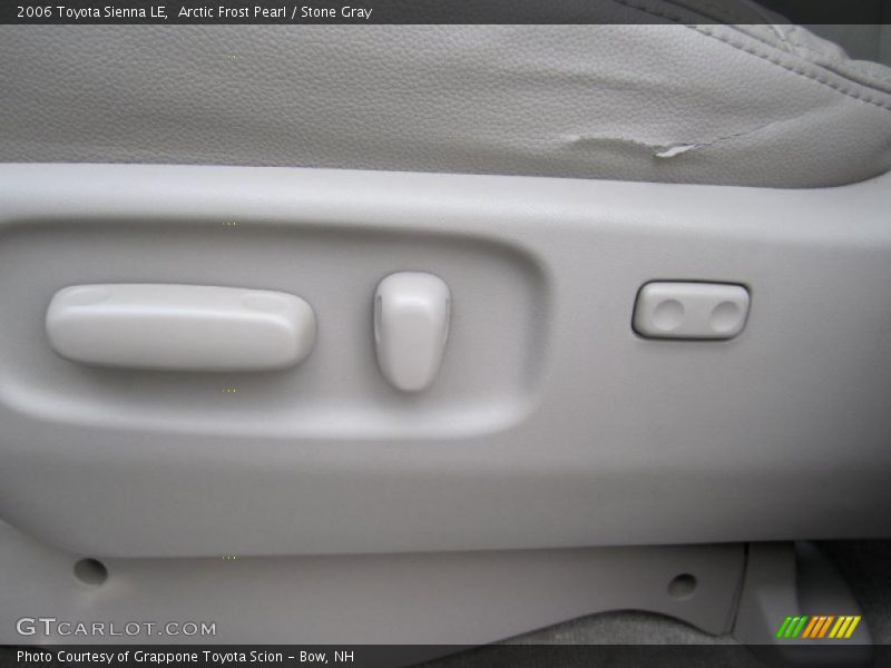 Arctic Frost Pearl / Stone Gray 2006 Toyota Sienna LE
