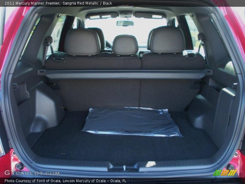  2011 Mariner Premier Trunk