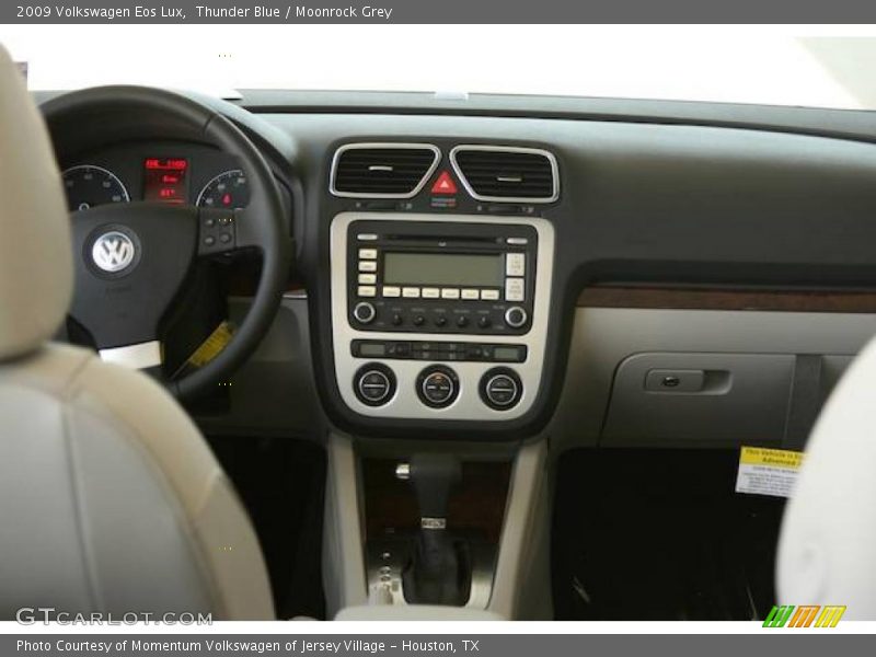 Thunder Blue / Moonrock Grey 2009 Volkswagen Eos Lux