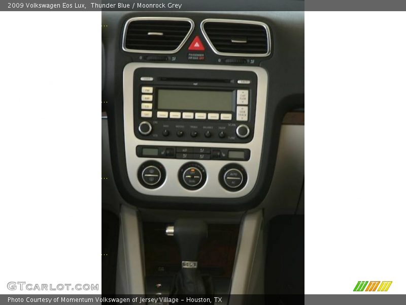 Thunder Blue / Moonrock Grey 2009 Volkswagen Eos Lux